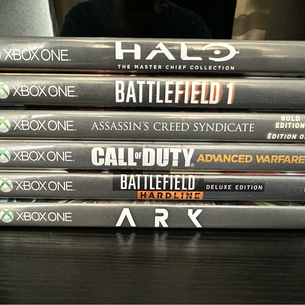 Set of 6 XBOX ONE games